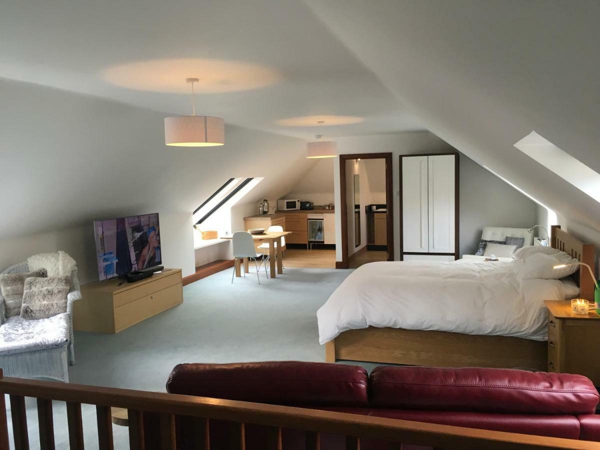 The Suite At Scarbuie Балатър Екстериор снимка