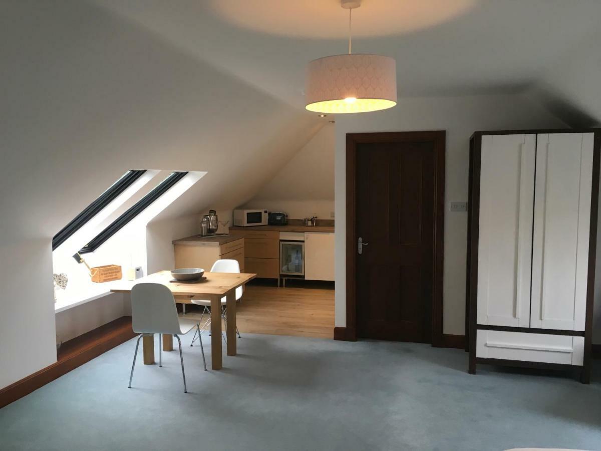 The Suite At Scarbuie Балатър Екстериор снимка