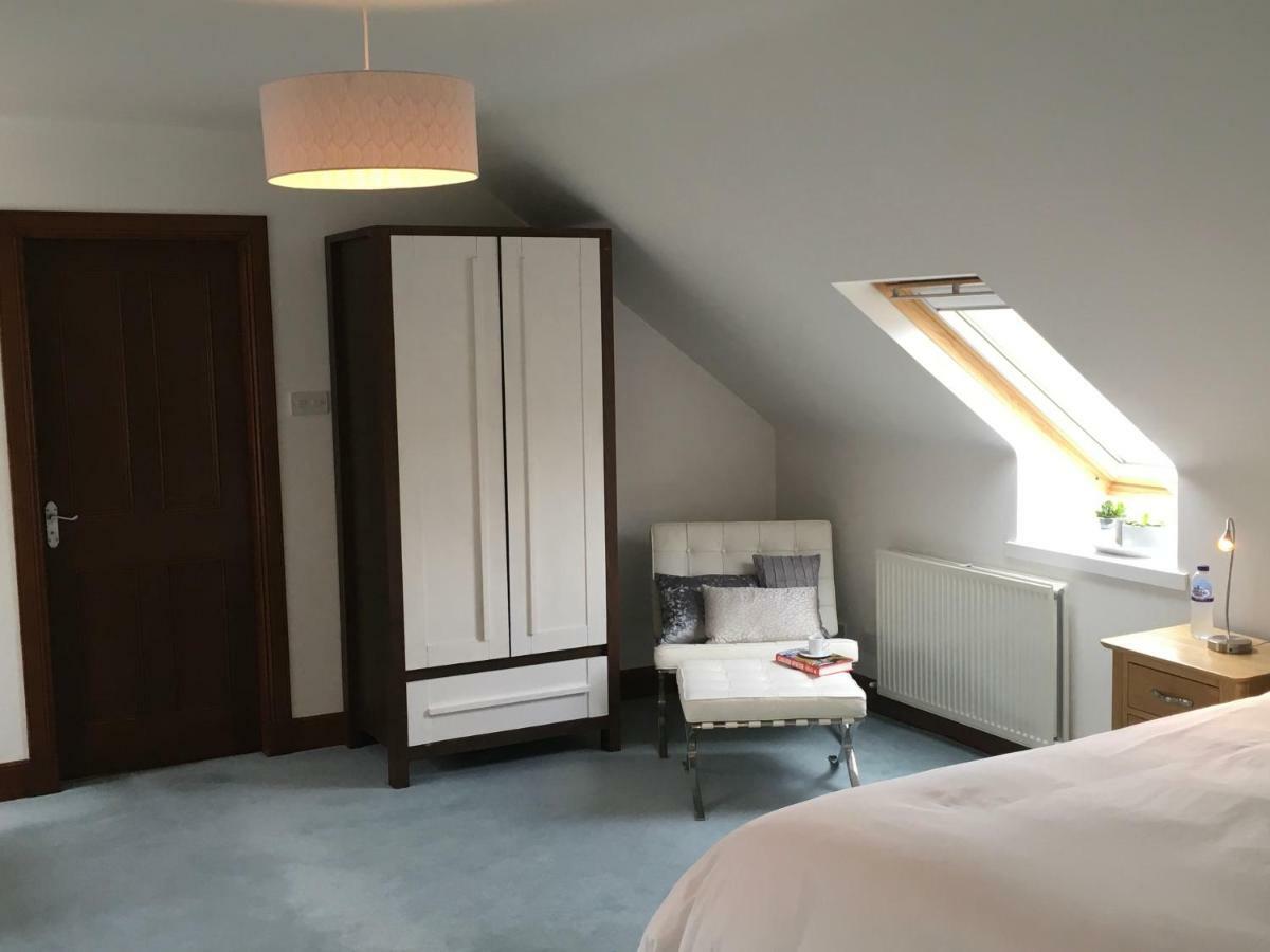 The Suite At Scarbuie Балатър Екстериор снимка
